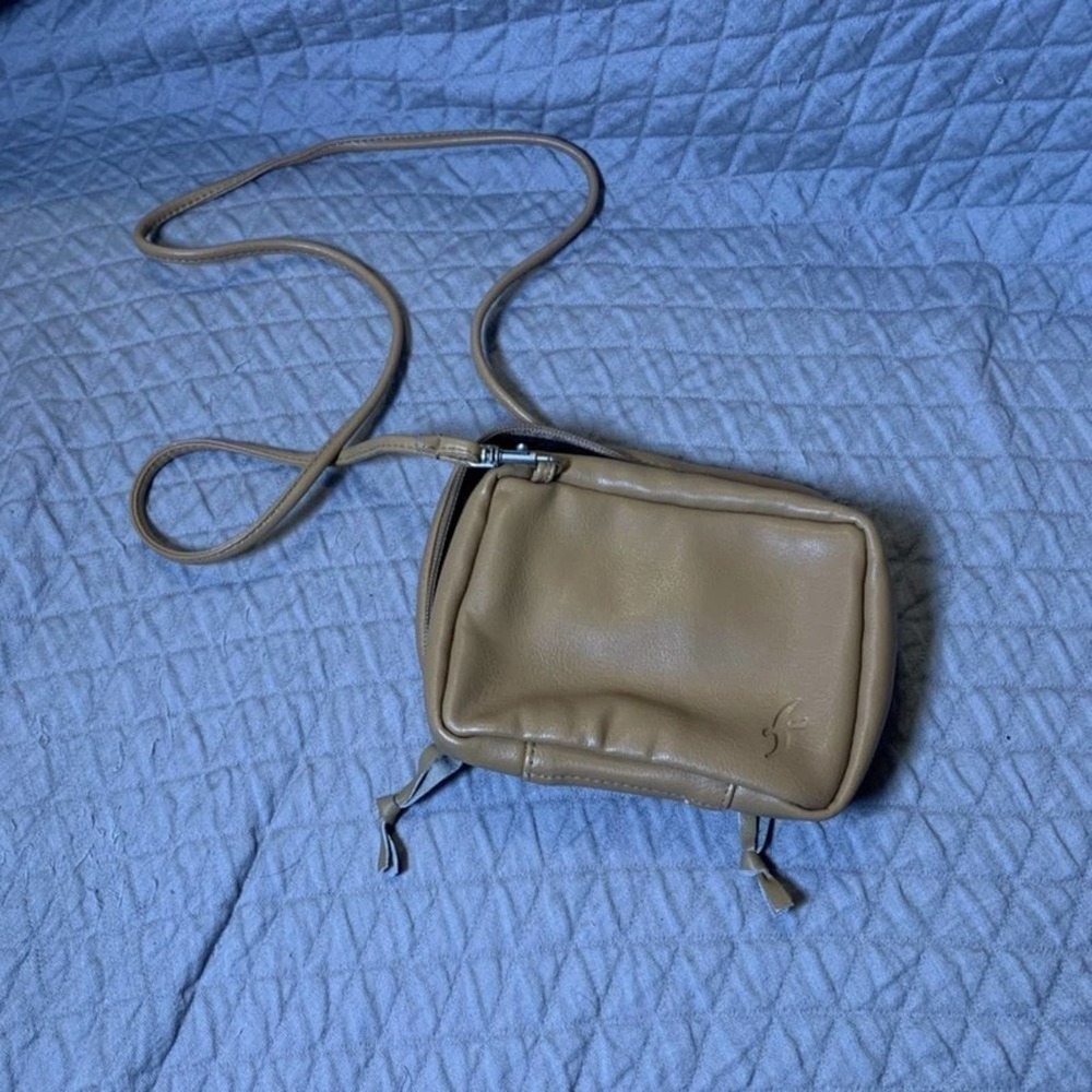 5/ $25 Tan cross body bag camera bag